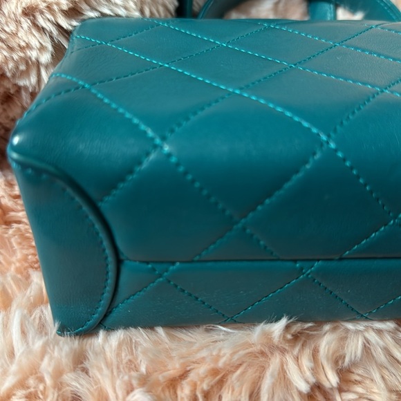 CHANEL Green Spirit Top Handle Crossbody Bag - Picture 9 of 16